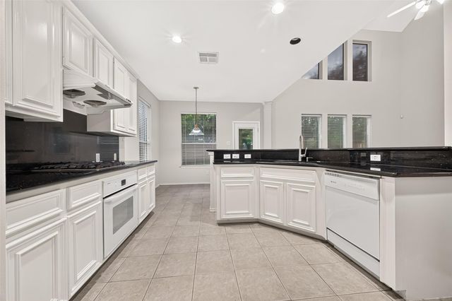 3627 Sunburst Drive, Manvel, TX 77578