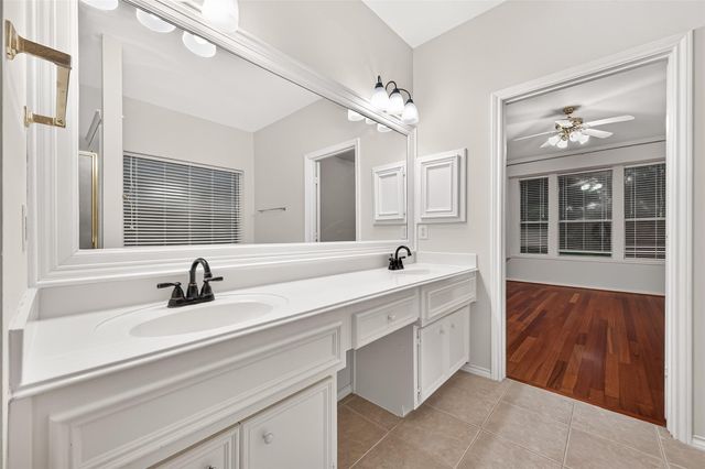 3627 Sunburst Drive, Manvel, TX 77578