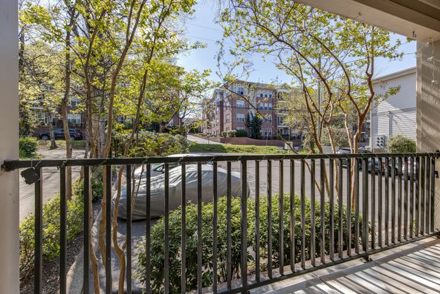 2304 Elliott Ave Apt 102, Nashville, TN 37204