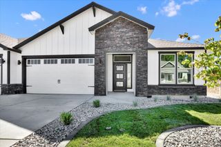 1109 - 30 N Country Club Dr, Deer Park, WA 99006