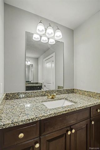 47705 Card Road, Macomb, MI 48044