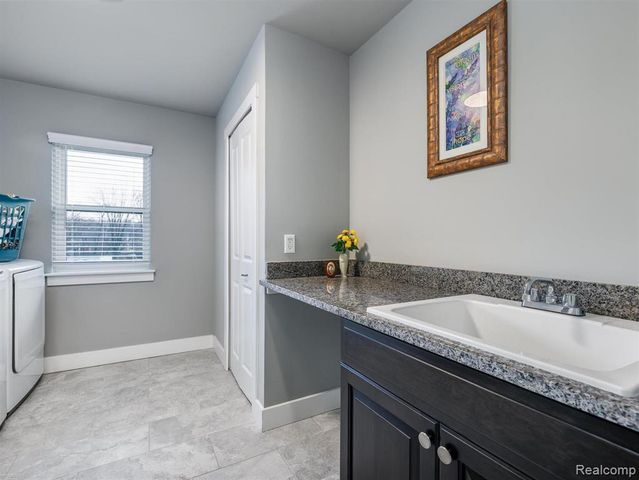 47705 Card Road, Macomb, MI 48044