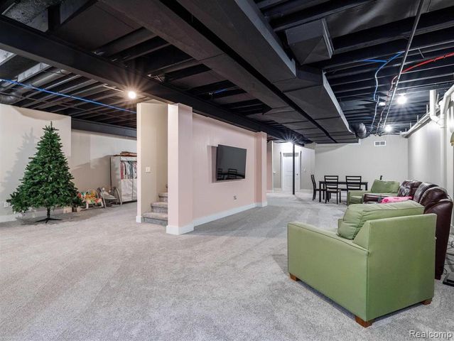 47705 Card Road, Macomb, MI 48044