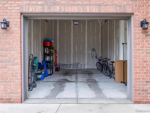 47705 Card Road, Macomb, MI 48044
