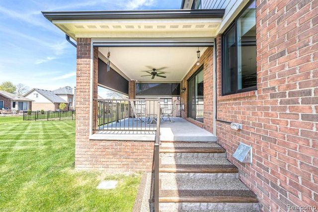 47705 Card Road, Macomb, MI 48044