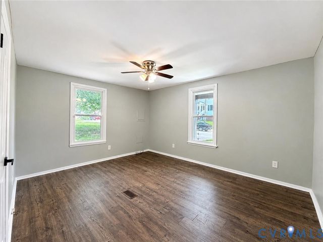 308 Orange Ave, Colonial Heights, VA 23834