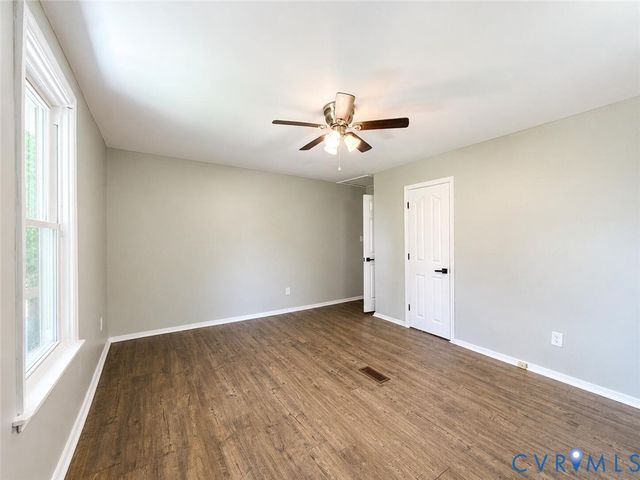 308 Orange Ave, Colonial Heights, VA 23834