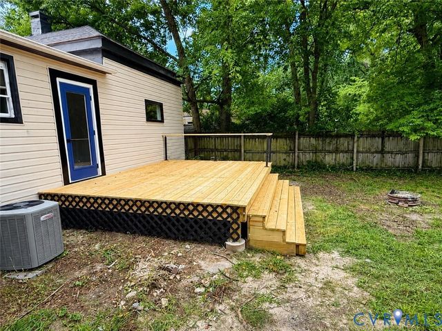 308 Orange Ave, Colonial Heights, VA 23834