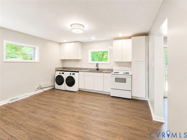 308 Orange Ave, Colonial Heights, VA 23834