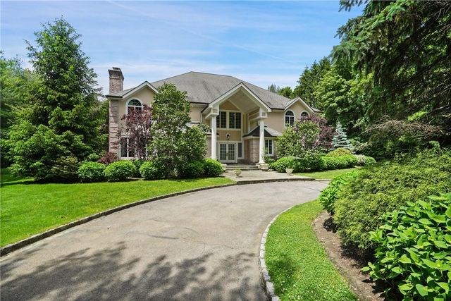 9A Lincoln Woods, Purchase, NY 10577