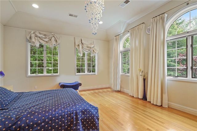 9A Lincoln Woods, Purchase, NY 10577