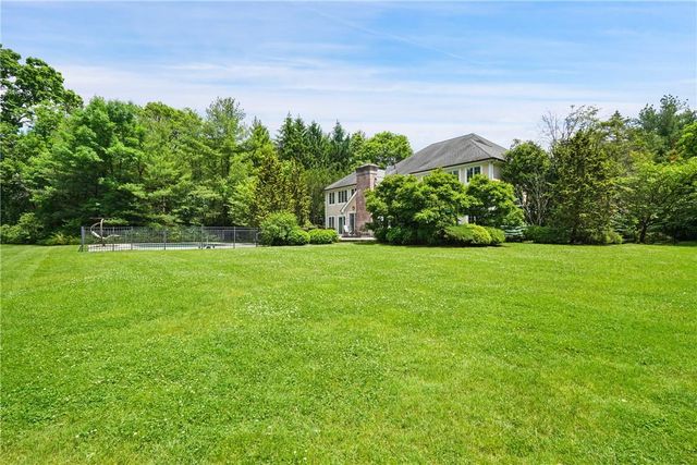 9A Lincoln Woods, Purchase, NY 10577
