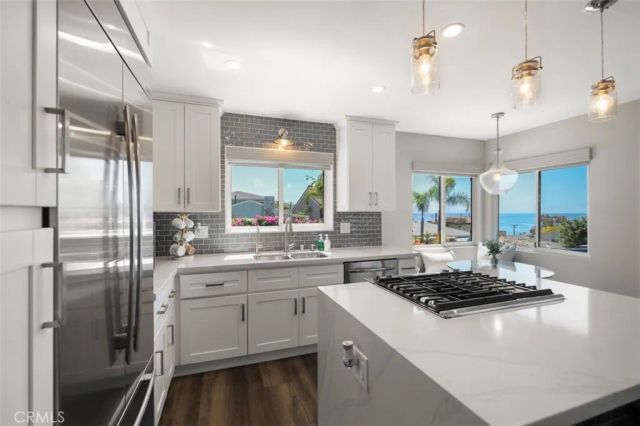 284 Chiquita, Laguna Beach, CA 92651