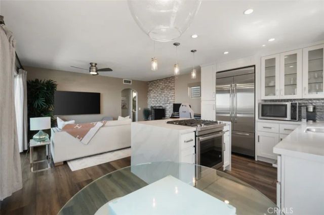 284 Chiquita, Laguna Beach, CA 92651