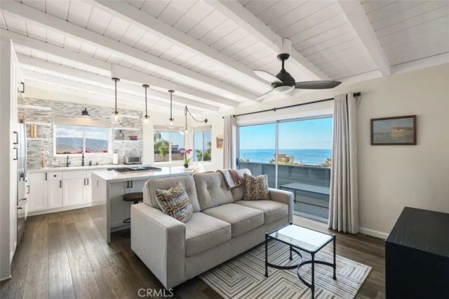 284 Chiquita, Laguna Beach, CA 92651