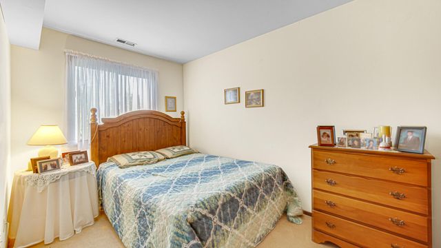 2105 Tupelo Lane, Chesterton, IN 46304