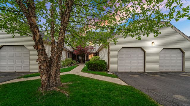 2105 Tupelo Lane, Chesterton, IN 46304