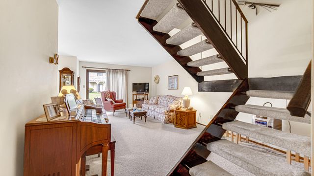 2105 Tupelo Lane, Chesterton, IN 46304