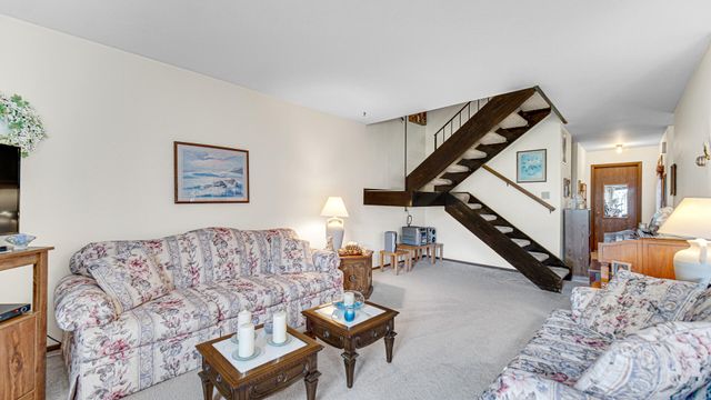2105 Tupelo Lane, Chesterton, IN 46304