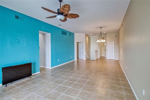 9205 Belleza WAY 203, Fort Myers, FL 33908