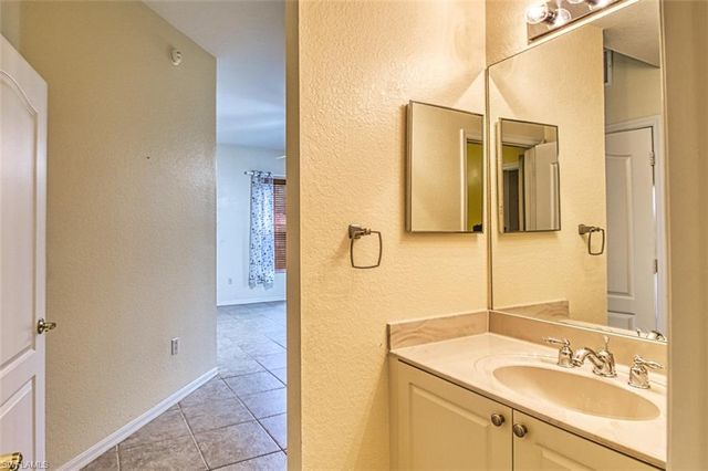 9205 Belleza WAY 203, Fort Myers, FL 33908