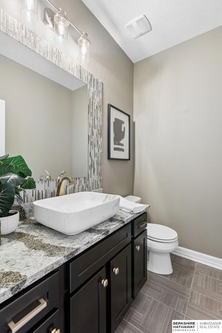 1606 Blue Sage Parkway, Elkhorn, NE 68022