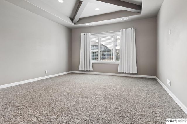 1606 Blue Sage Parkway, Elkhorn, NE 68022