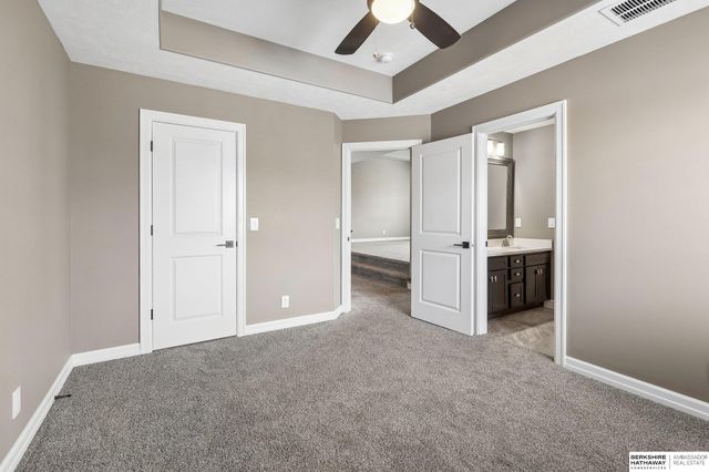 1606 Blue Sage Parkway, Elkhorn, NE 68022