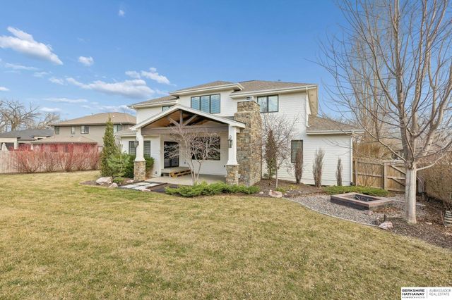 1606 Blue Sage Parkway, Elkhorn, NE 68022