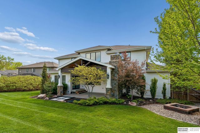 1606 Blue Sage Parkway, Elkhorn, NE 68022