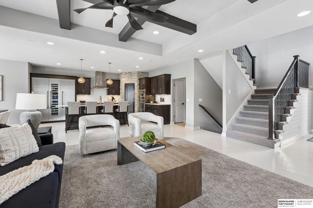 1606 Blue Sage Parkway, Elkhorn, NE 68022