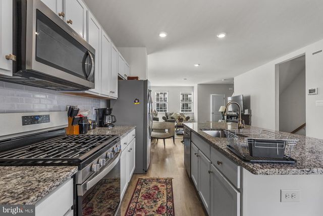 110 JONAGOLD DR, Glassboro, NJ 08028