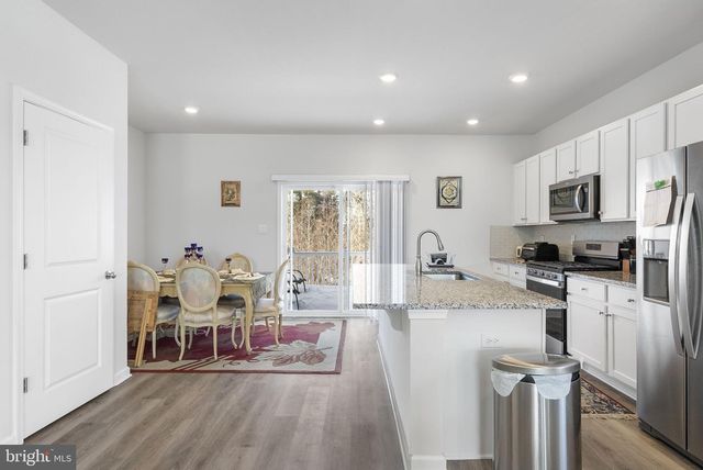 110 JONAGOLD DR, Glassboro, NJ 08028