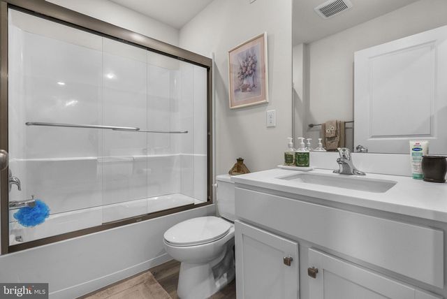 110 JONAGOLD DR, Glassboro, NJ 08028