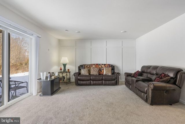 110 JONAGOLD DR, Glassboro, NJ 08028