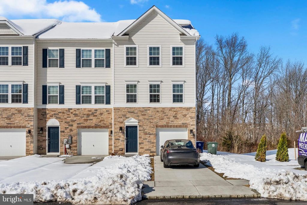 110 JONAGOLD DR, Glassboro, NJ 08028