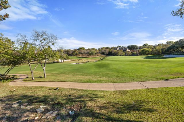 1108 Shady Oaks Lane, Westover Hills, TX 76107