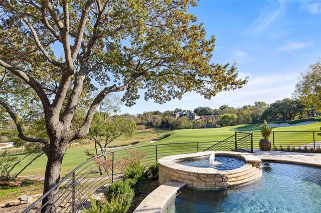 1108 Shady Oaks Lane, Westover Hills, TX 76107
