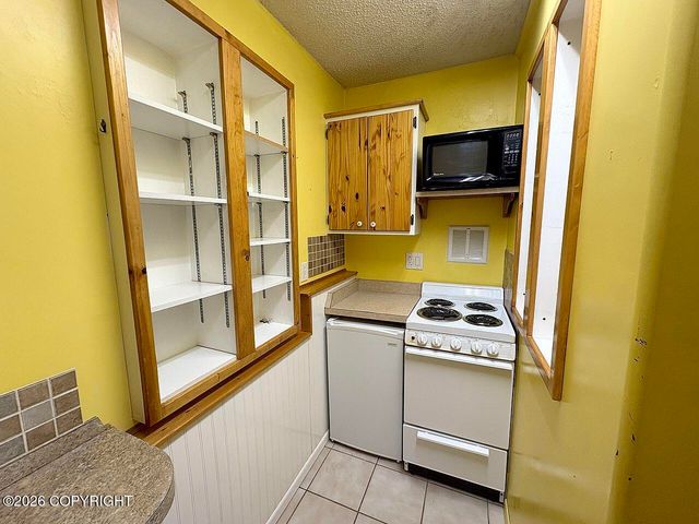 123 Concordia Drive, Fairbanks, AK 99709