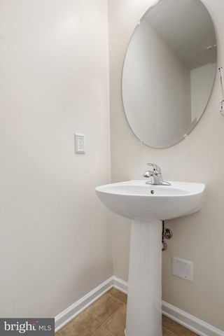 65 DARIEN DR, Bunker Hill, WV 25413