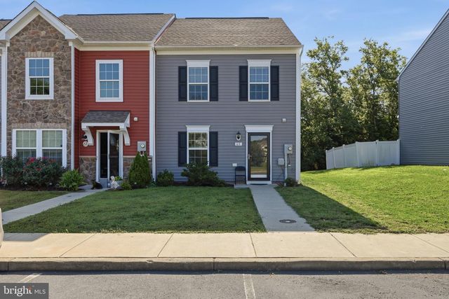 65 DARIEN DR, Bunker Hill, WV 25413