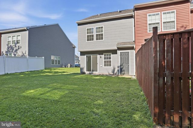 65 DARIEN DR, Bunker Hill, WV 25413