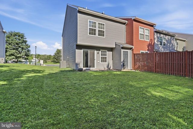 65 DARIEN DR, Bunker Hill, WV 25413