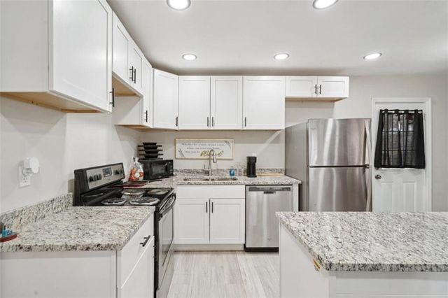 2740 Norma Circle, Decatur, GA 30034