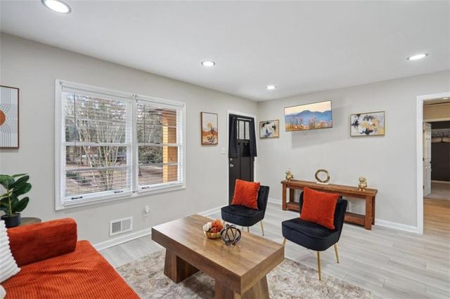 2740 Norma Circle, Decatur, GA 30034