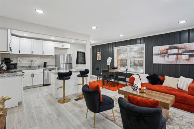 2740 Norma Circle, Decatur, GA 30034