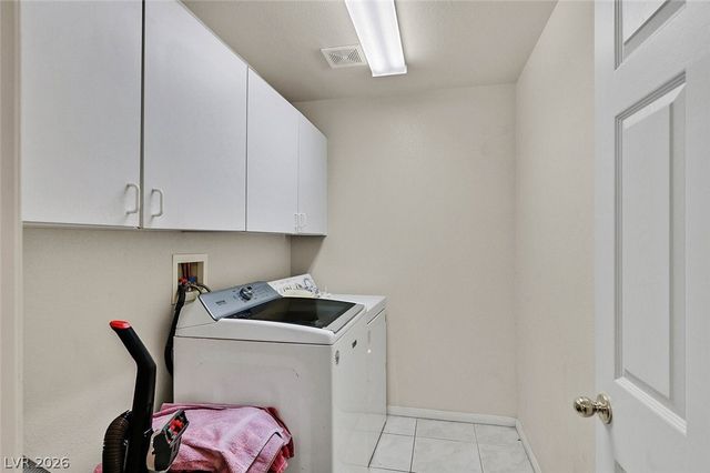 3704 Waynesvill Street, Las Vegas, NV 89122