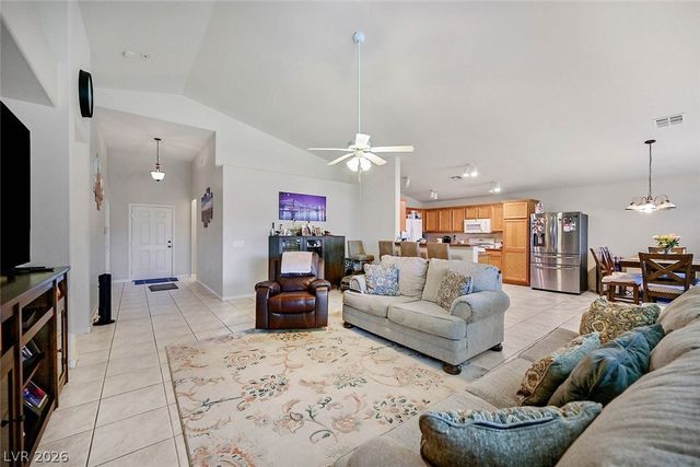 3704 Waynesvill Street, Las Vegas, NV 89122