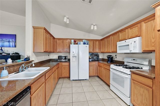 3704 Waynesvill Street, Las Vegas, NV 89122