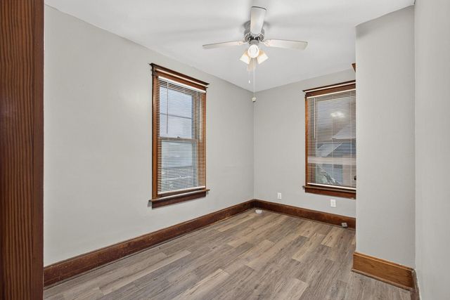 1913 10TH Street, Moline, IL 61265